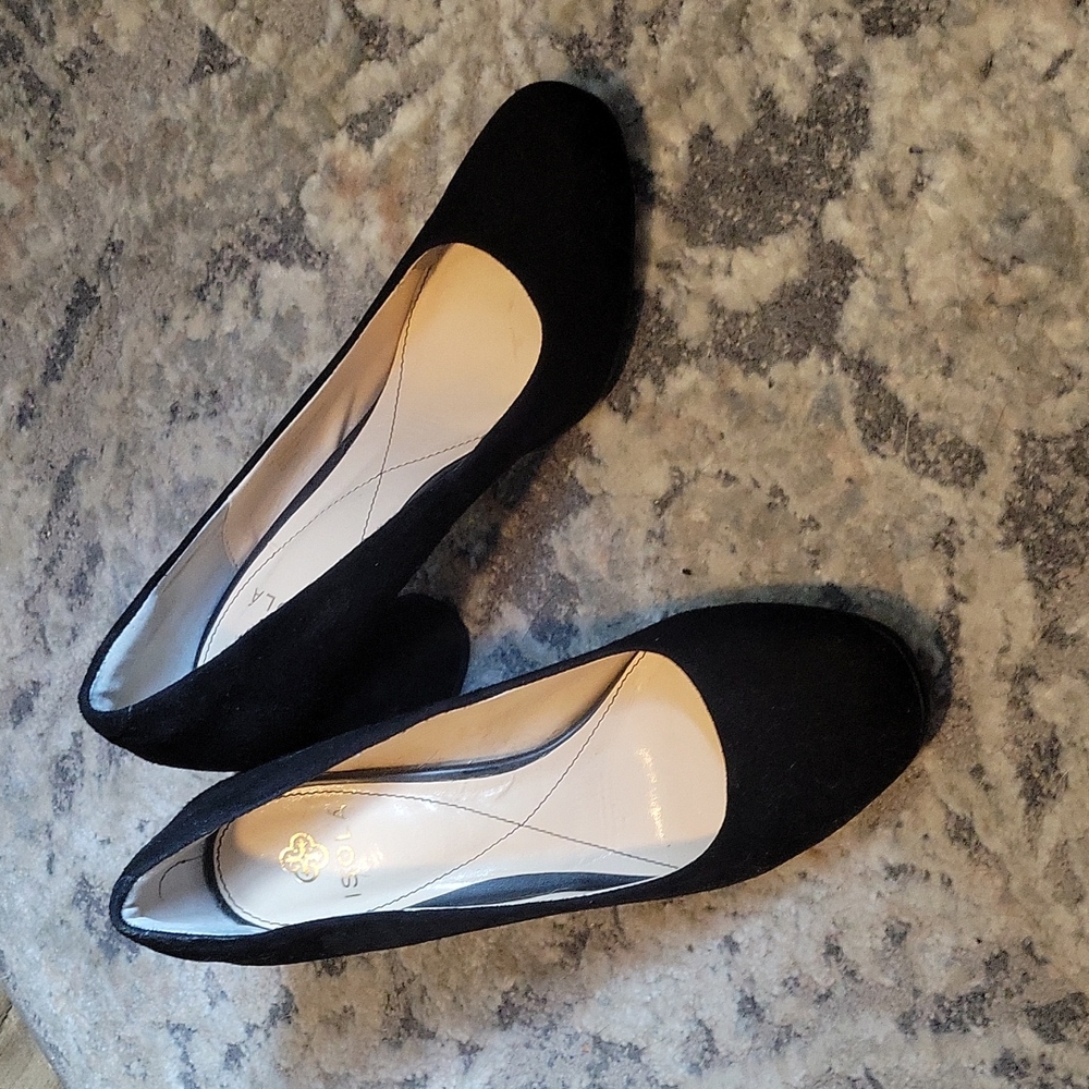 Isola suede pumps 7.5